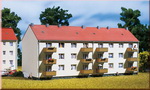Auhagen 13332  Многоквартирный дом 260 x 98 x 115 mm  TT